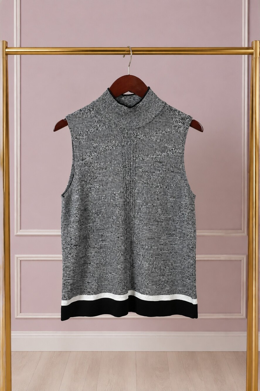Raefella Sleeveless Turtleneck Knit Top XL Black White Marled